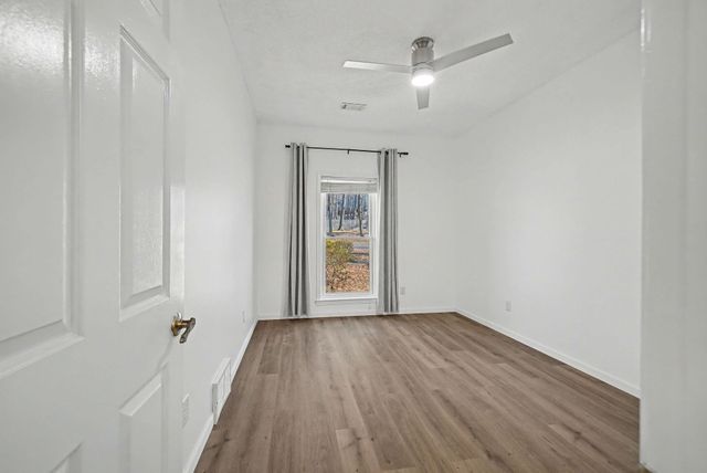 8431 BAZEMORE RD, Cordova, TN 38018