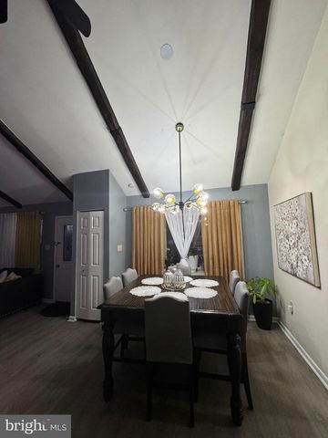 2309 HAMPDEN BLVD, Reading, PA 19604