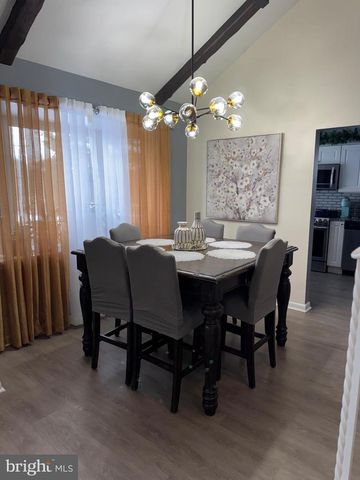 2309 HAMPDEN BLVD, Reading, PA 19604