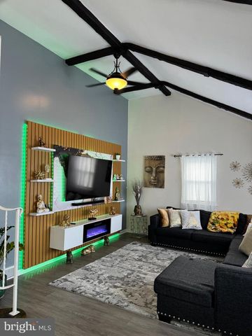 2309 HAMPDEN BLVD, Reading, PA 19604