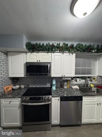 2309 HAMPDEN BLVD, Reading, PA 19604