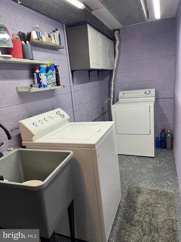 2309 HAMPDEN BLVD, Reading, PA 19604