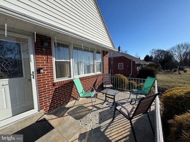 2309 HAMPDEN BLVD, Reading, PA 19604