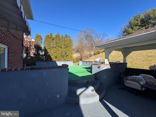 2309 HAMPDEN BLVD, Reading, PA 19604