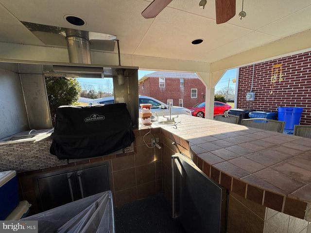 2309 HAMPDEN BLVD, Reading, PA 19604