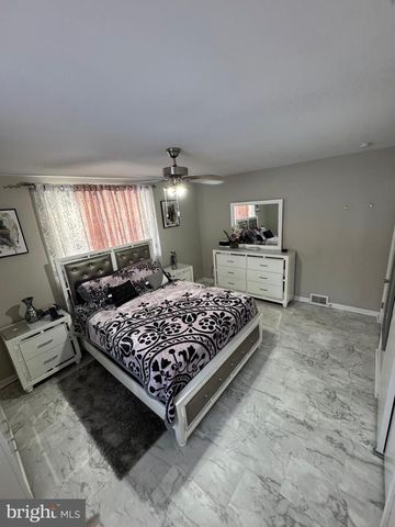 2309 HAMPDEN BLVD, Reading, PA 19604