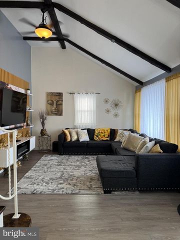 2309 HAMPDEN BLVD, Reading, PA 19604