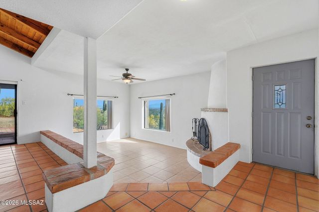 3940 W Alvaro Road, Tucson, AZ 85746