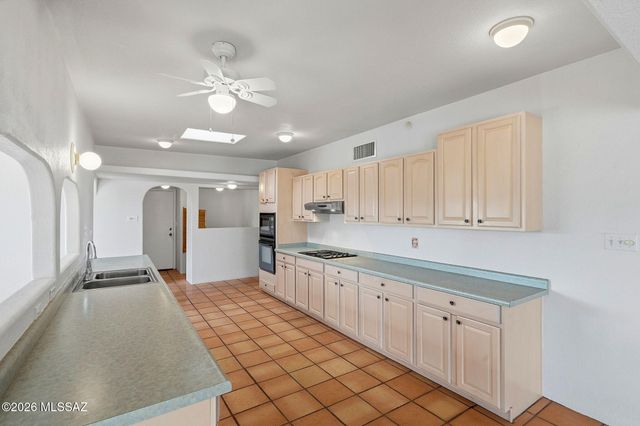 3940 W Alvaro Road, Tucson, AZ 85746