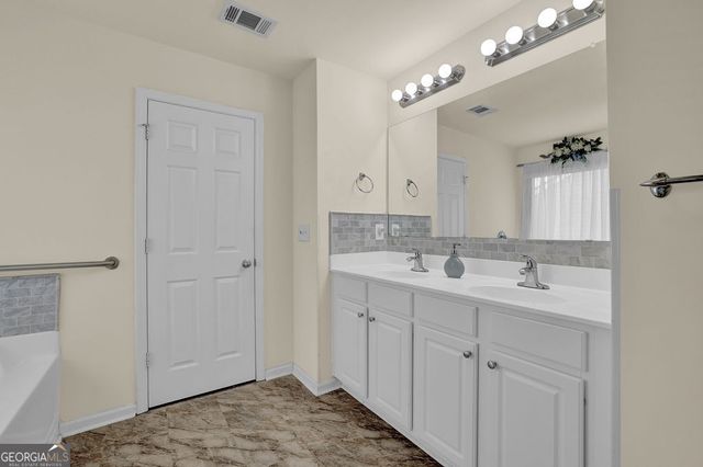 3160 Centerglen Lane, Cumming, GA 30040