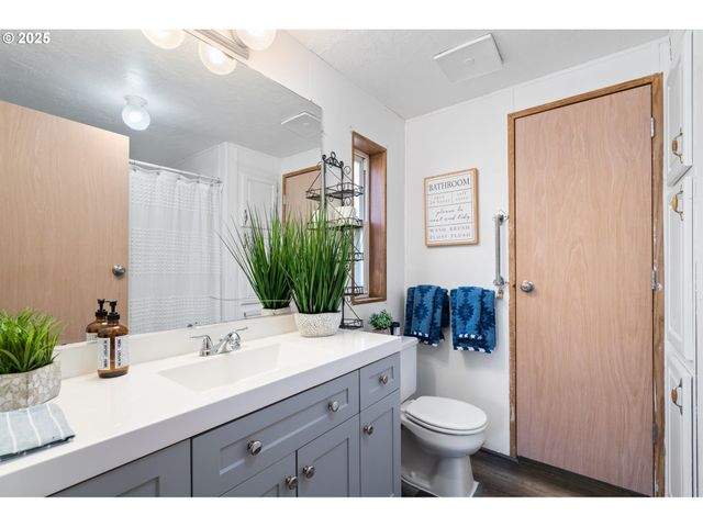 3300 MAIN St 110, Forest Grove, OR 97116