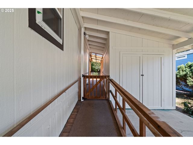 3300 MAIN St 110, Forest Grove, OR 97116