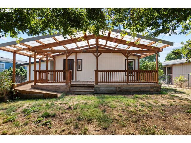 3300 MAIN St 110, Forest Grove, OR 97116