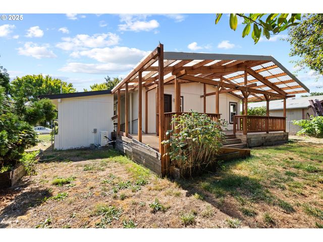 3300 MAIN St 110, Forest Grove, OR 97116