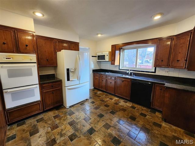 9204 Kit Drive, Affton, MO 63123