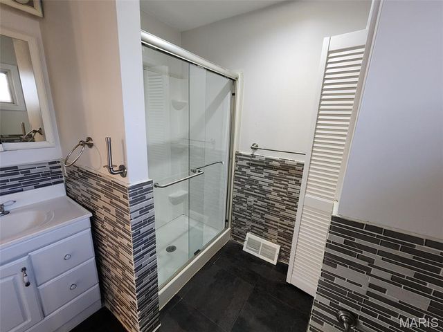 9204 Kit Drive, Affton, MO 63123