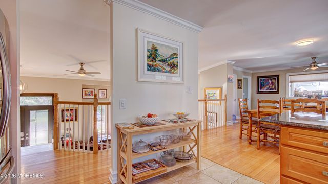 39 Royal Road, Freehold, NJ 07728