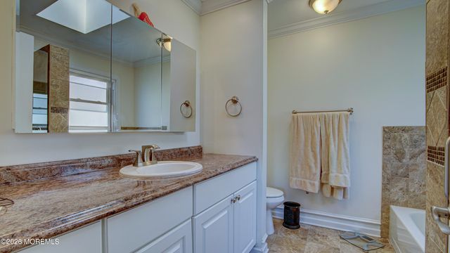 39 Royal Road, Freehold, NJ 07728