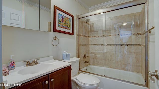 39 Royal Road, Freehold, NJ 07728