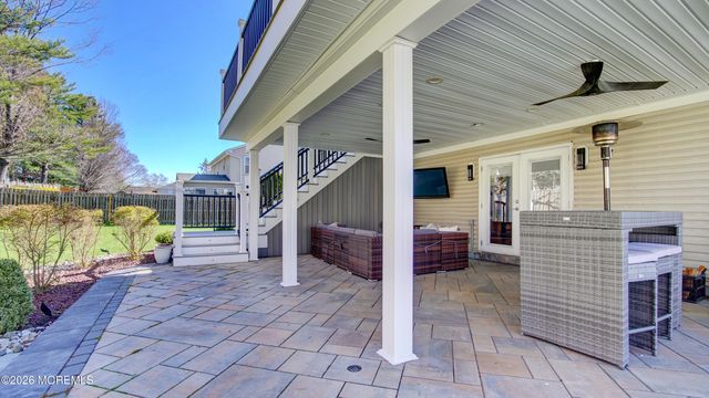 39 Royal Road, Freehold, NJ 07728