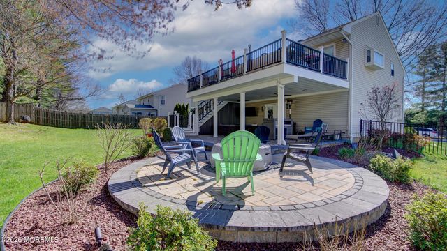 39 Royal Road, Freehold, NJ 07728