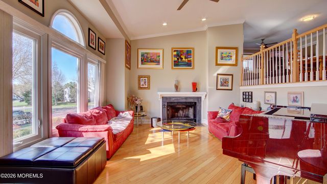 39 Royal Road, Freehold, NJ 07728