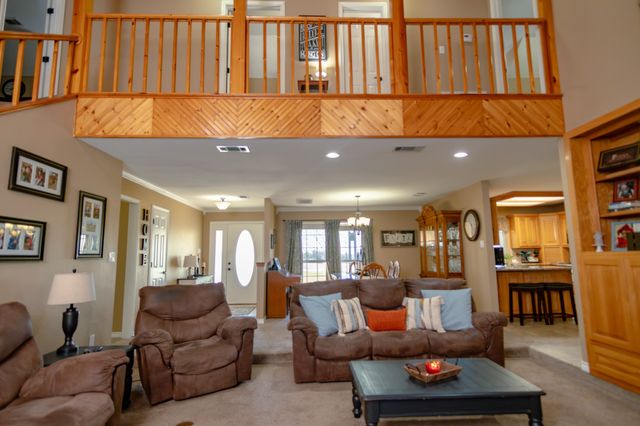 733 Ridgeview Drive, Sherman, TX 75090