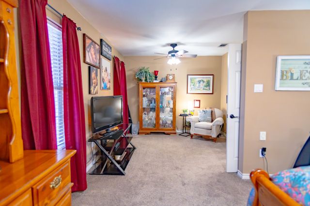 733 Ridgeview Drive, Sherman, TX 75090