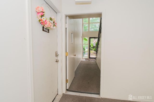 402 Hidden village Drive, Perth Amboy, NJ 08862