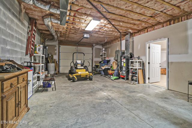 5424 Wilder Road Rd, Grimsley, TN 38565