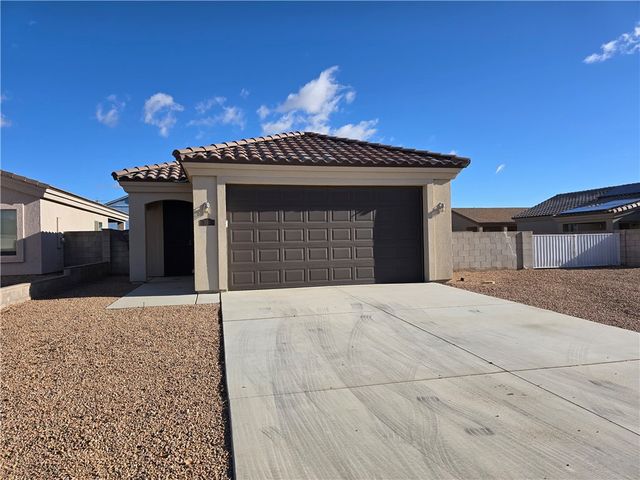 3331 E Rusty Spur Avenue, Kingman, AZ 86409