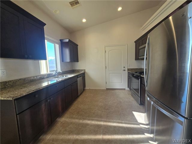 3331 E Rusty Spur Avenue, Kingman, AZ 86409