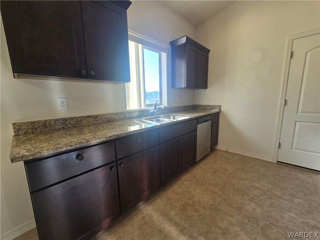 3331 E Rusty Spur Avenue, Kingman, AZ 86409