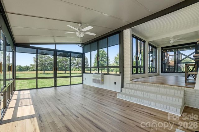 130 Watts Farm Lane, Mooresville, NC 28115