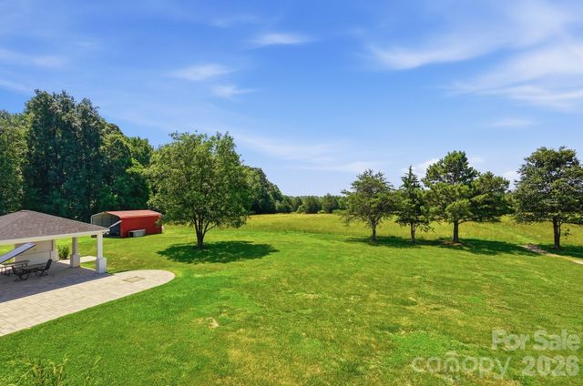 130 Watts Farm Lane, Mooresville, NC 28115
