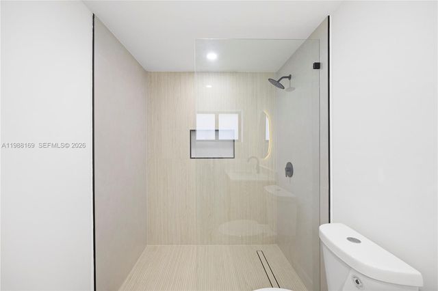 421 NW 81st St, Miami, FL 33150