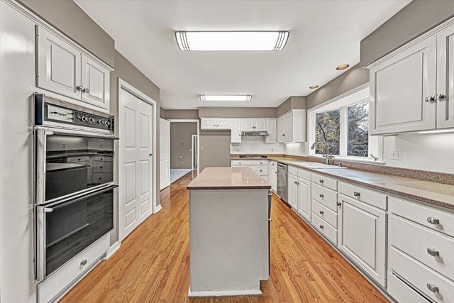 3014 Circle DR, Roanoke, VA 24018