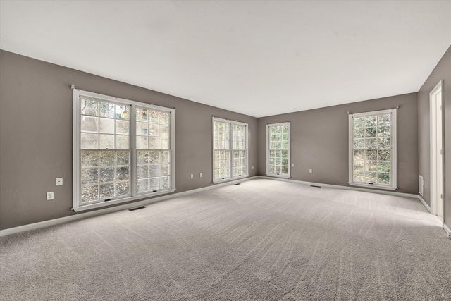 3014 Circle DR, Roanoke, VA 24018