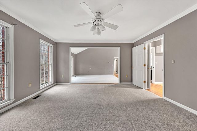 3014 Circle DR, Roanoke, VA 24018