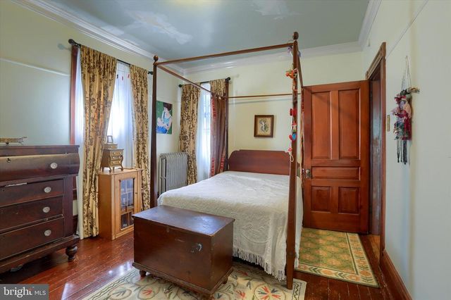 310 E MAIN ST, Mechanicsburg, PA 17055