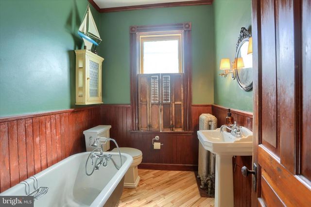 310 E MAIN ST, Mechanicsburg, PA 17055