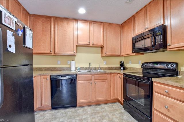 4400 Betty LN, Williamsburg, VA 23188