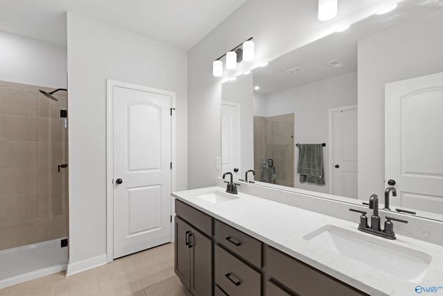 17992 Daniel Island Drive, Athens, AL 35611