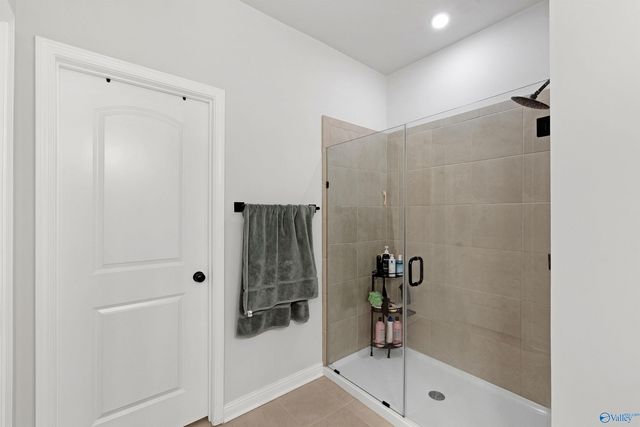 17992 Daniel Island Drive, Athens, AL 35611