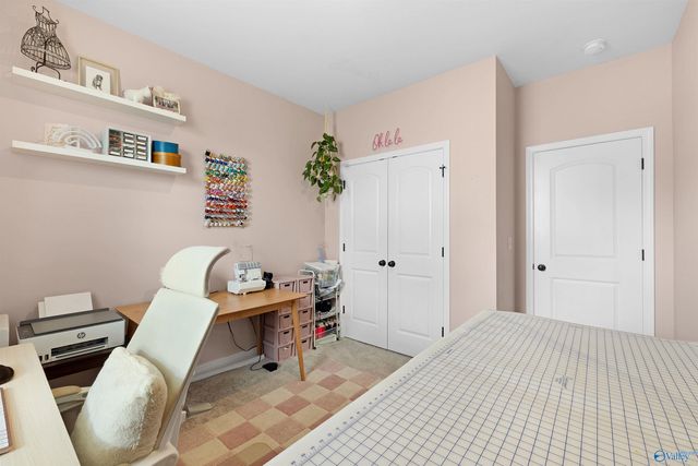 17992 Daniel Island Drive, Athens, AL 35611