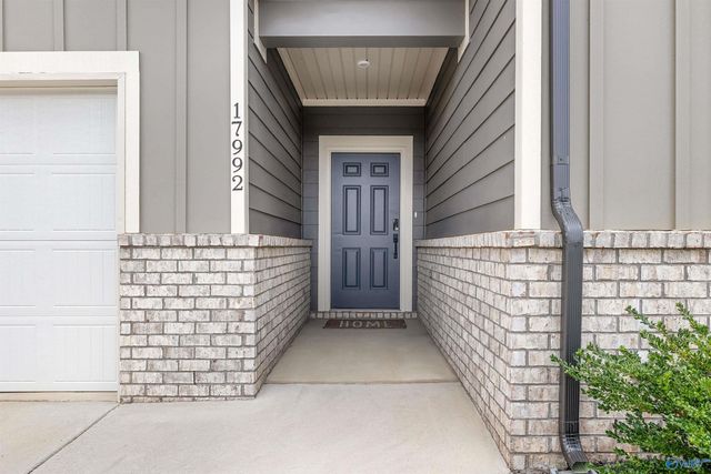 17992 Daniel Island Drive, Athens, AL 35611