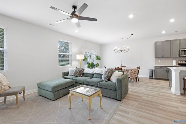 17992 Daniel Island Drive, Athens, AL 35611