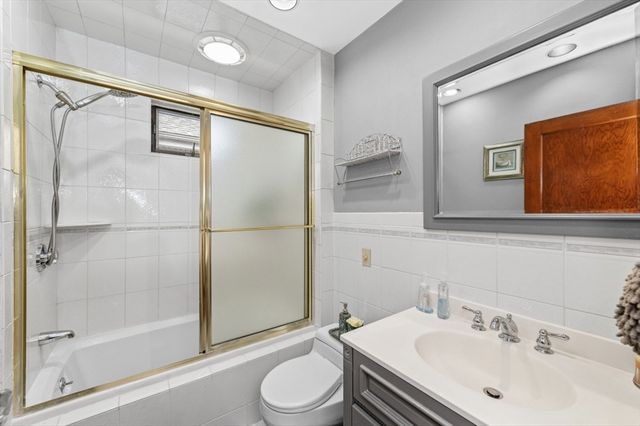 43 Jefferson Ave, Everett, MA 02149