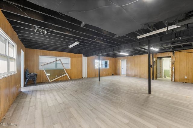 264 W Liberty Street, Hubbard, OH 44425