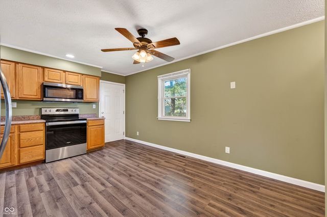 425 Skaggs Court, Seymour, IN 47274